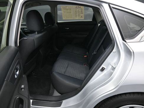 Used 2018 Nissan Altima 2.5 S w/ S Convenience Package image 26