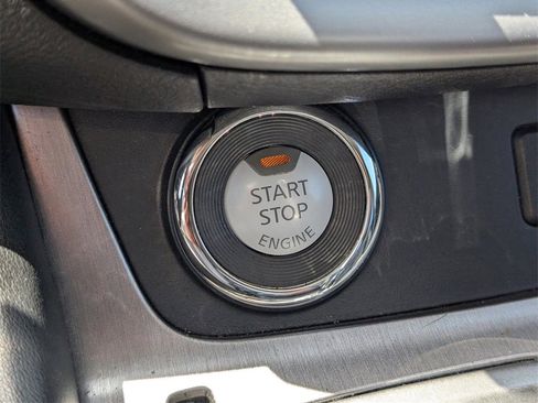 Used 2023 Nissan Murano SV image 25