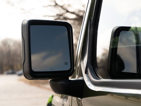 Used 2021 Jeep Wrangler Unlimited Sahara w/ LED Lighting Group image 12