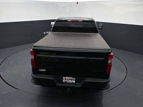 Used 2020 Chevrolet Silverado 1500 Custom Trail Boss w/ Custom Convenience Package AWD/4WD image 24