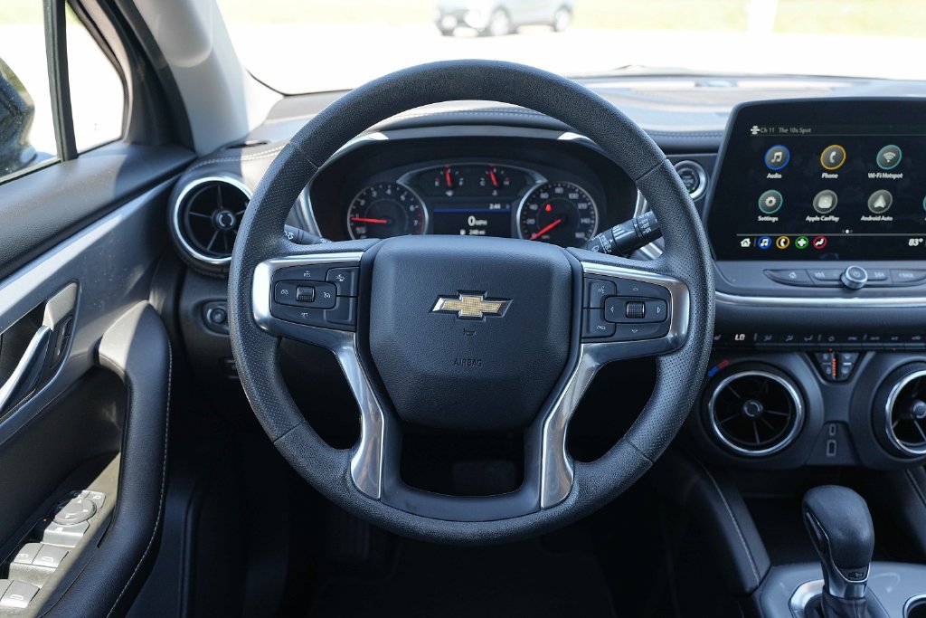 Used 2025 Chevrolet Blazer LT AWD/4WD image 35