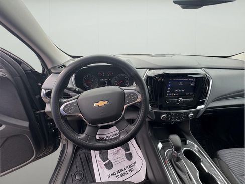 Used 2021 Chevrolet Traverse LT w/ LPO, Cargo Package AWD/4WD image 12