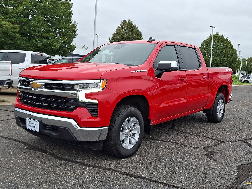 Used 2025 Chevrolet Silverado 1500 LT AWD/4WD image 30