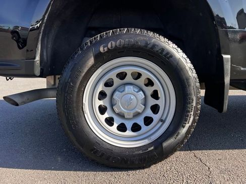 Used 2023 Chevrolet Colorado W/T image 5