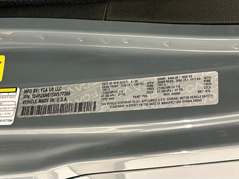 Used 2025 Jeep Wrangler Willys image 12