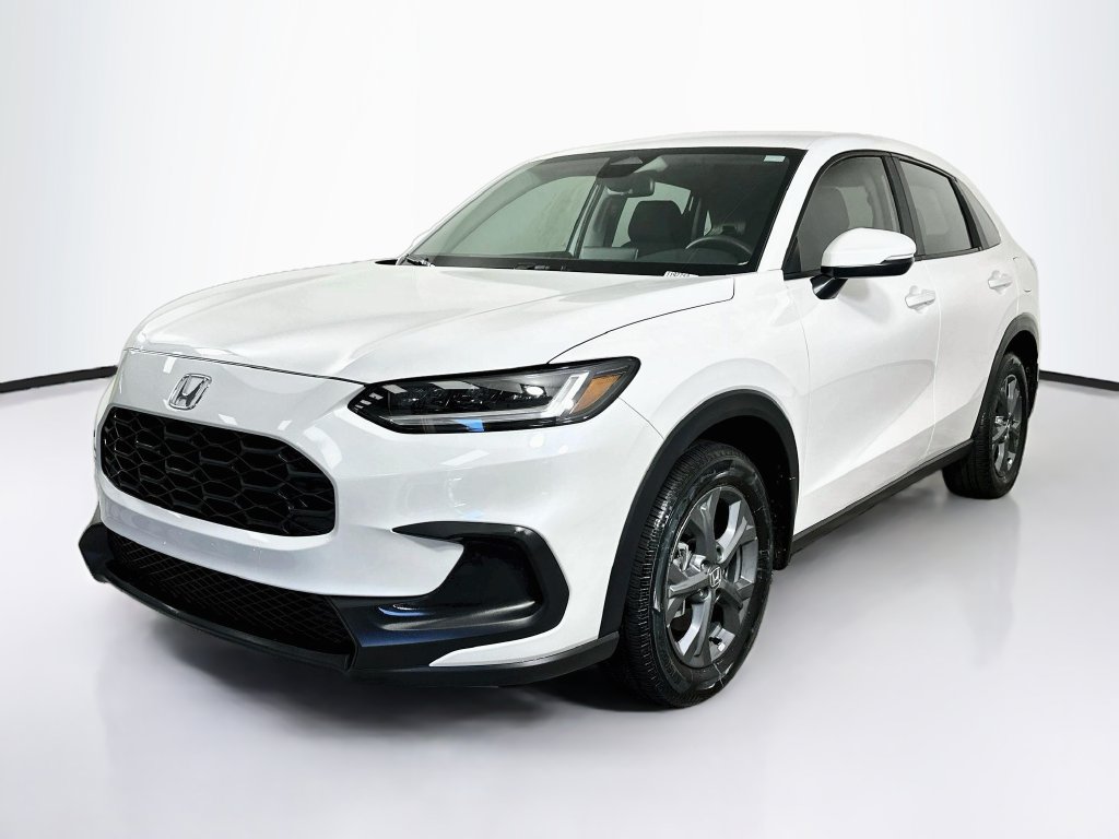 Certified 2026 Honda HR-V LX image 1