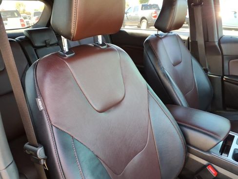 Used 2022 Ford Edge Titanium w/ Equipment Group 301A image 12