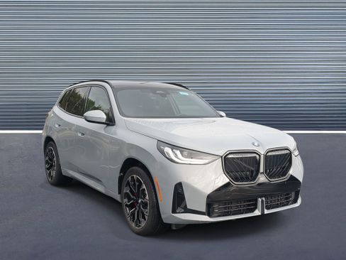 New 2026 BMW X3 xDrive30 w/ Premium Package image 2