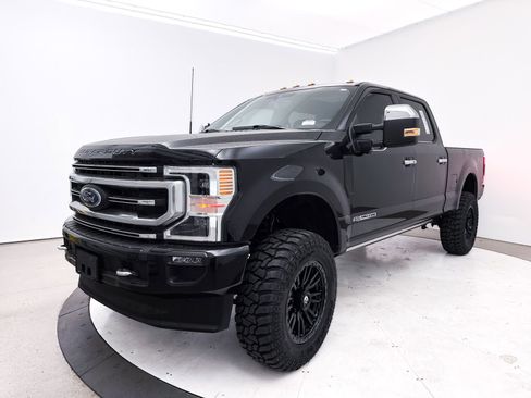 Used 2022 Ford F350 Platinum image 16