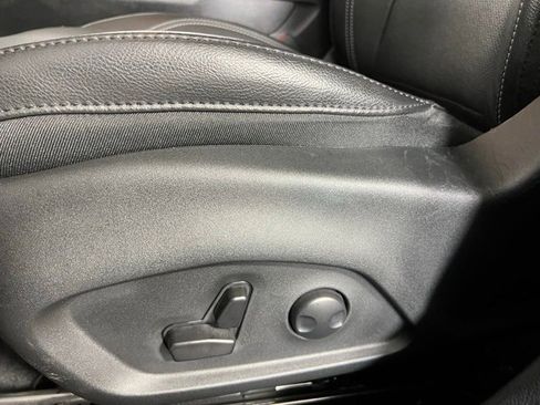 Used 2023 Jeep Compass High Altitude w/ Driver Assist Group I image 31