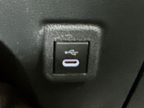 Used 2024 Toyota Corolla LE image 25