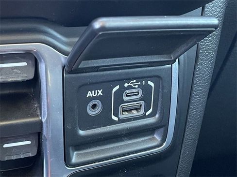 Used 2021 Jeep Gladiator Willys image 19