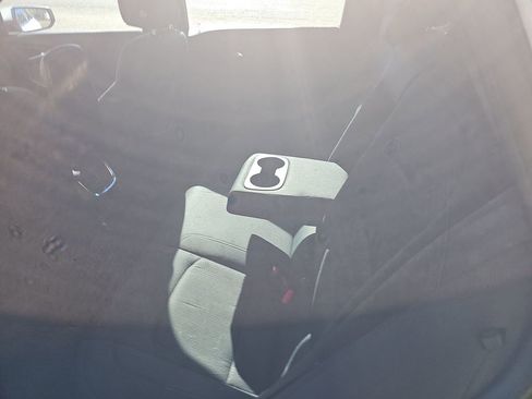 Used 2016 Chevrolet Malibu LT image 12