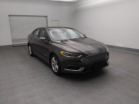 Used 2018 Ford Fusion SE w/ Equipment Group 602A image 13
