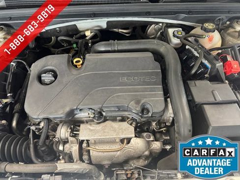 Used 2018 Chevrolet Malibu LT FWD image 7