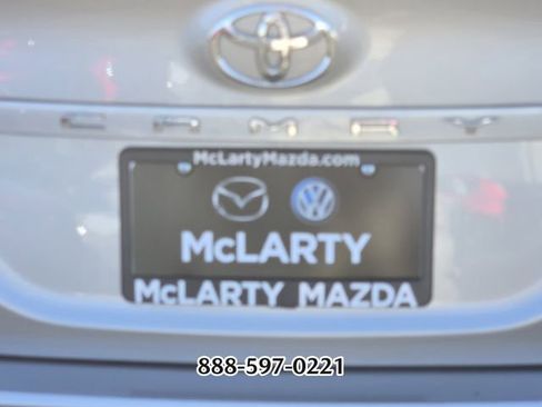 Used 2024 Toyota Camry LE FWD image 16