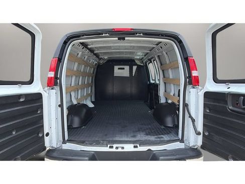 Used 2025 Chevrolet Express 2500 w/ Driver Convenience Package RWD image 30