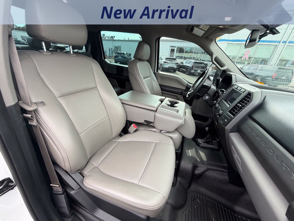 Used 2017 Ford F250 XL w/ Power Equipment Group AWD/4WD image 10