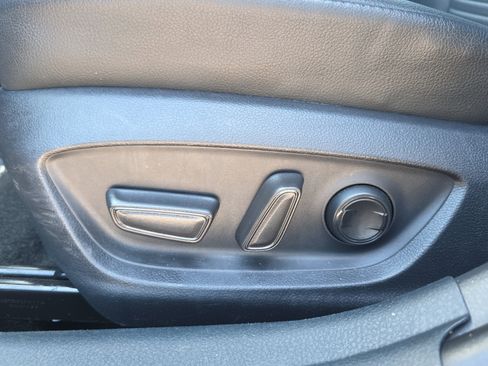 Used 2023 Toyota Camry SE image 22