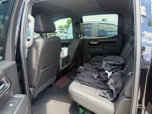 Used 2023 GMC Sierra 1500 SLT RWD image 6