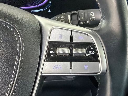 Used 2025 Kia Telluride S FWD image 28