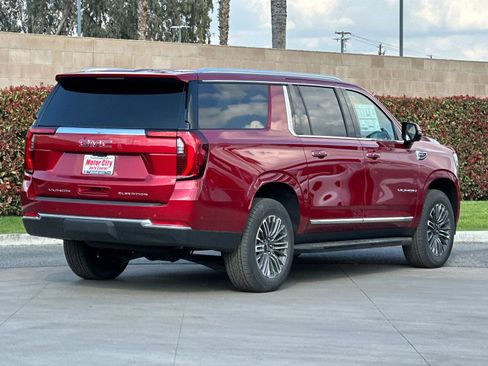 New 2026 GMC Yukon XL Elevation w/ Elevation Premium Package AWD/4WD image 4