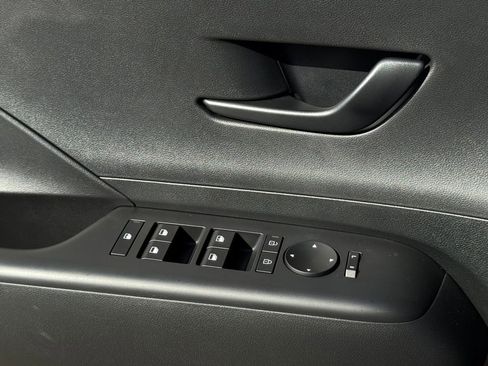 New 2026 Hyundai Kona SE image 20