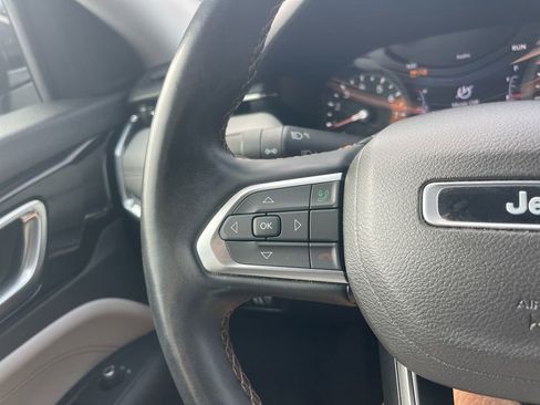 Used 2022 Jeep Compass Limited image 14