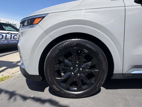 Used 2022 Kia Carnival SX Prestige FWD image 7
