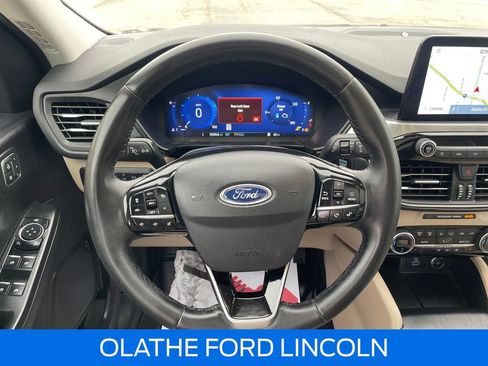 Certified 2021 Ford Escape Titanium image 26