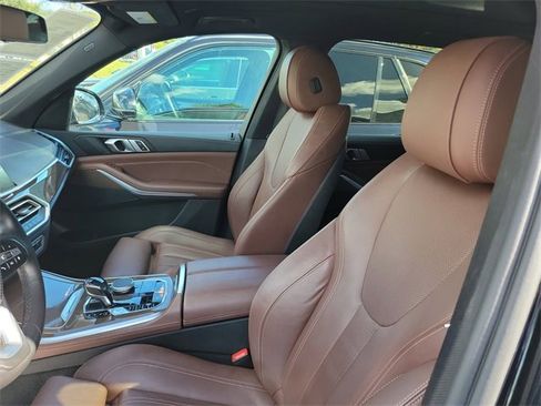 Used 2020 BMW X5 sDrive40i w/ Premium Package image 11
