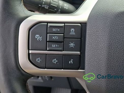 Used 2023 Ford Expedition Limited AWD/4WD image 22