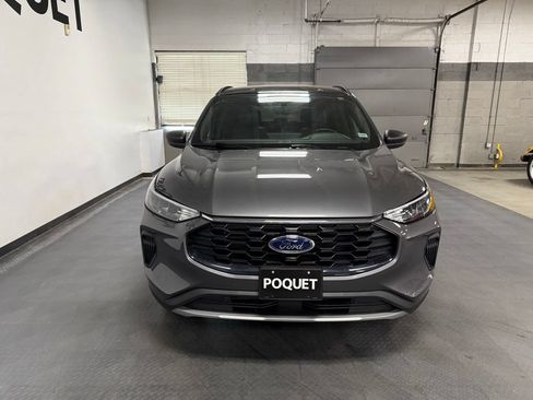 Used 2025 Ford Escape ST-Line w/ Tech Pack #1 AWD/4WD image 3