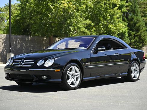 Used 2003 Mercedes-Benz CL 55 AMG image 3