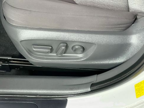 Used 2020 Toyota Camry LE image 16