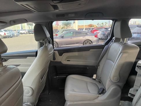 Used 2019 Honda Odyssey Touring image 11