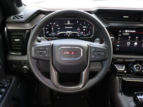 Used 2025 GMC Sierra 1500 AT4 w/ AT4 Premium Package AWD/4WD image 23