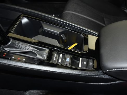 Used 2025 Honda Accord Sport image 33
