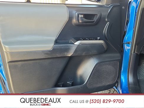 Used 2018 Toyota Tacoma SR5 RWD image 9