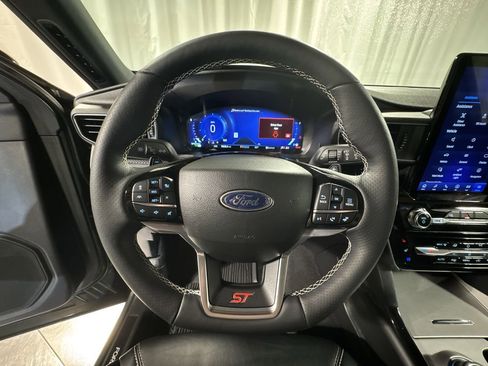 Used 2023 Ford Explorer ST w/ Equipment Group 401A image 23