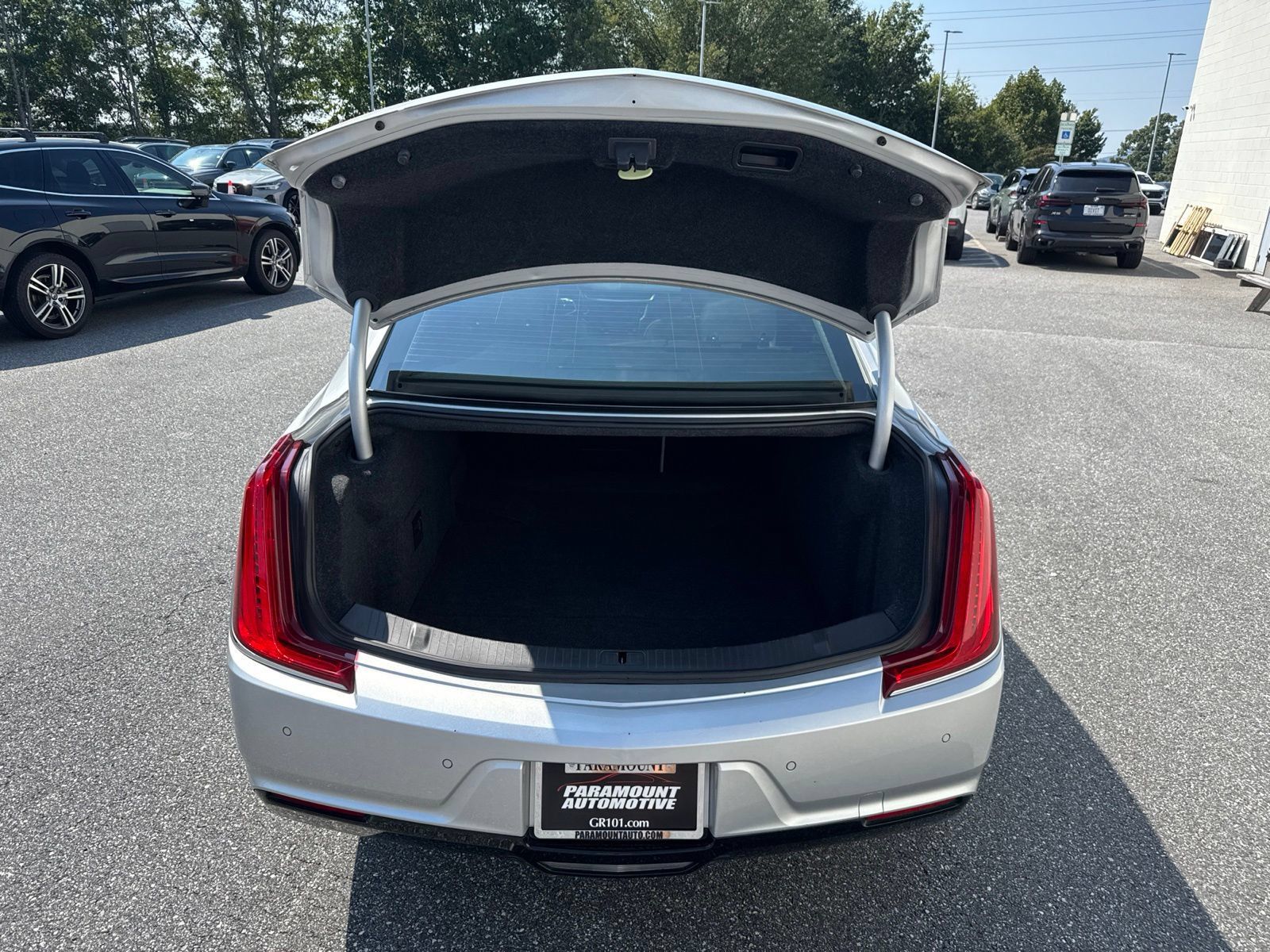 Used 2019 Cadillac XTS FWD image 10