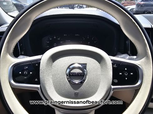 Used 2020 Volvo XC60 T5 Inscription w/ Protection Package Premier AWD/4WD image 11