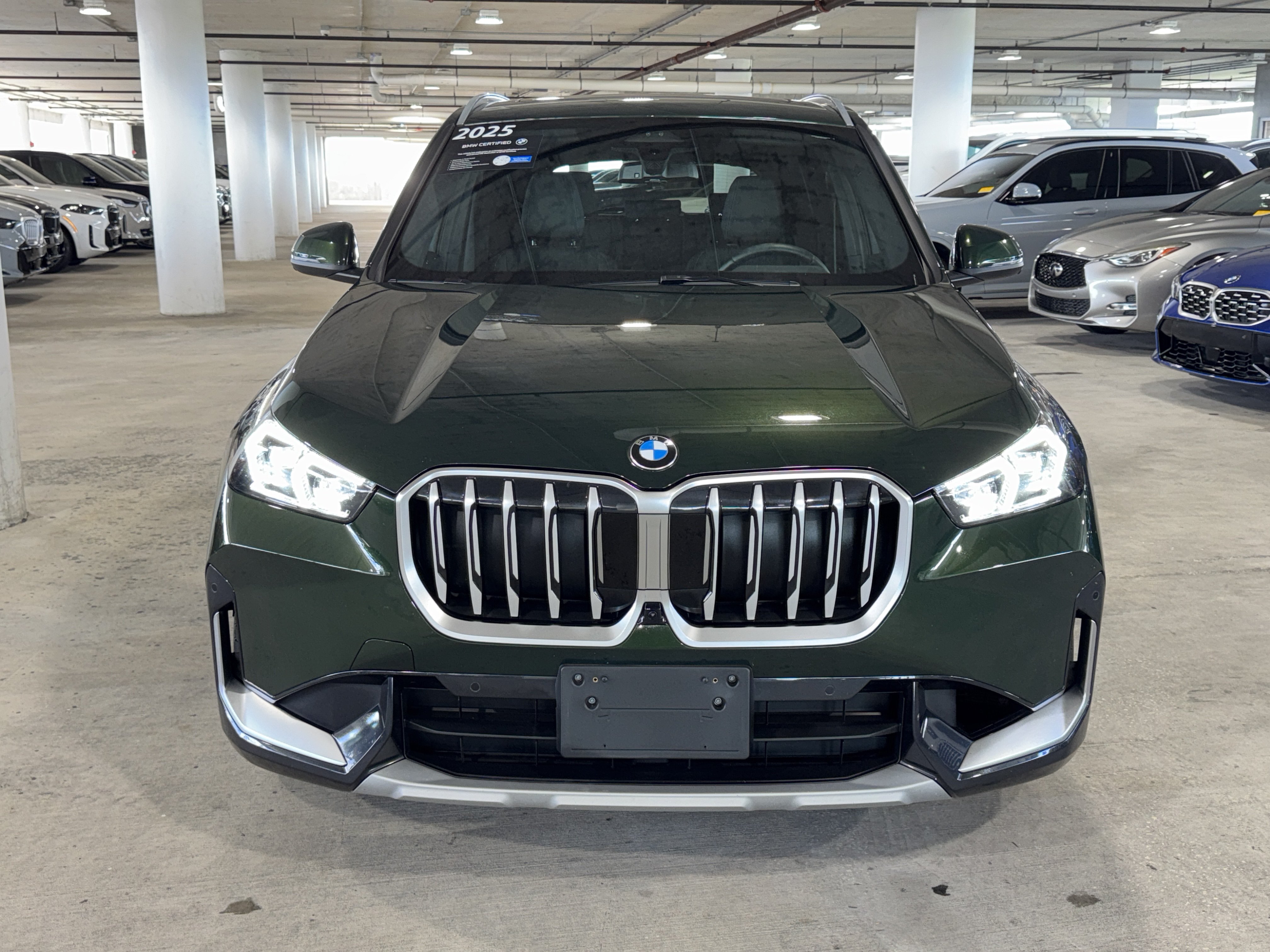 Certified 2025 BMW X1 xDrive28i AWD/4WD image 3