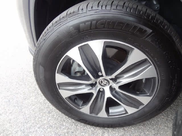 Certified 2026 Toyota Highlander XLE AWD/4WD image 41