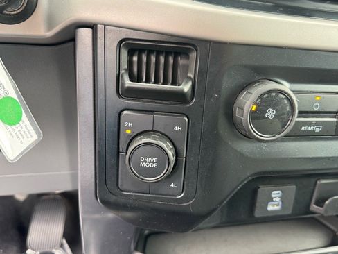 Used 2023 Ford F150 XLT AWD/4WD image 25