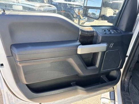 Used 2022 Ford F350 Lariat w/ FX4 Off-Road Package image 24