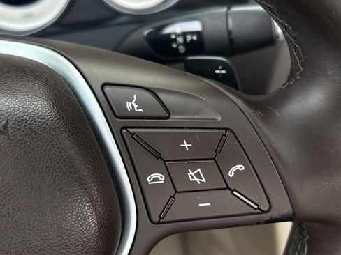 Used 2014 Mercedes-Benz E 350 Cabriolet image 22