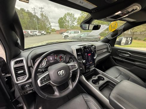 Used 2022 RAM 1500 Big Horn AWD/4WD image 11