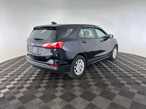 Used 2021 Chevrolet Equinox LS AWD/4WD image 5