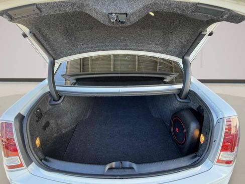 Used 2013 Chrysler 300 S RWD image 22
